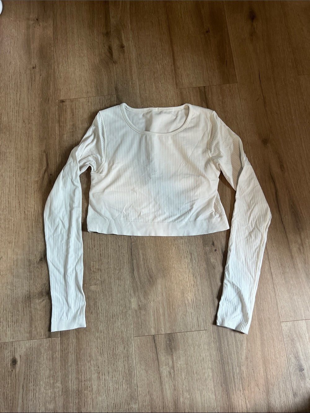 Lululemon ribbed long sleeve crop top 10